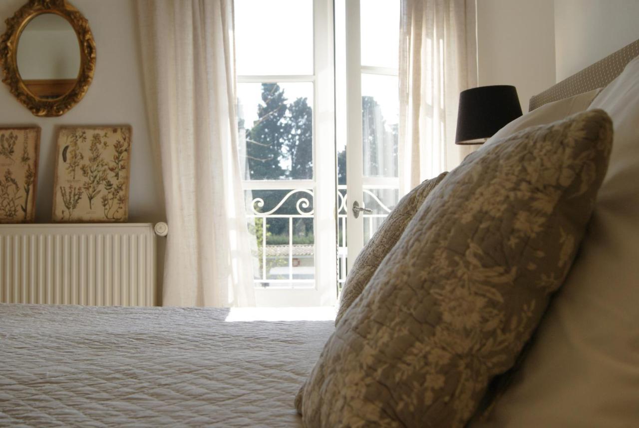 La Ferme De Gigognan Bed and Breakfast Avignon Buitenkant foto
