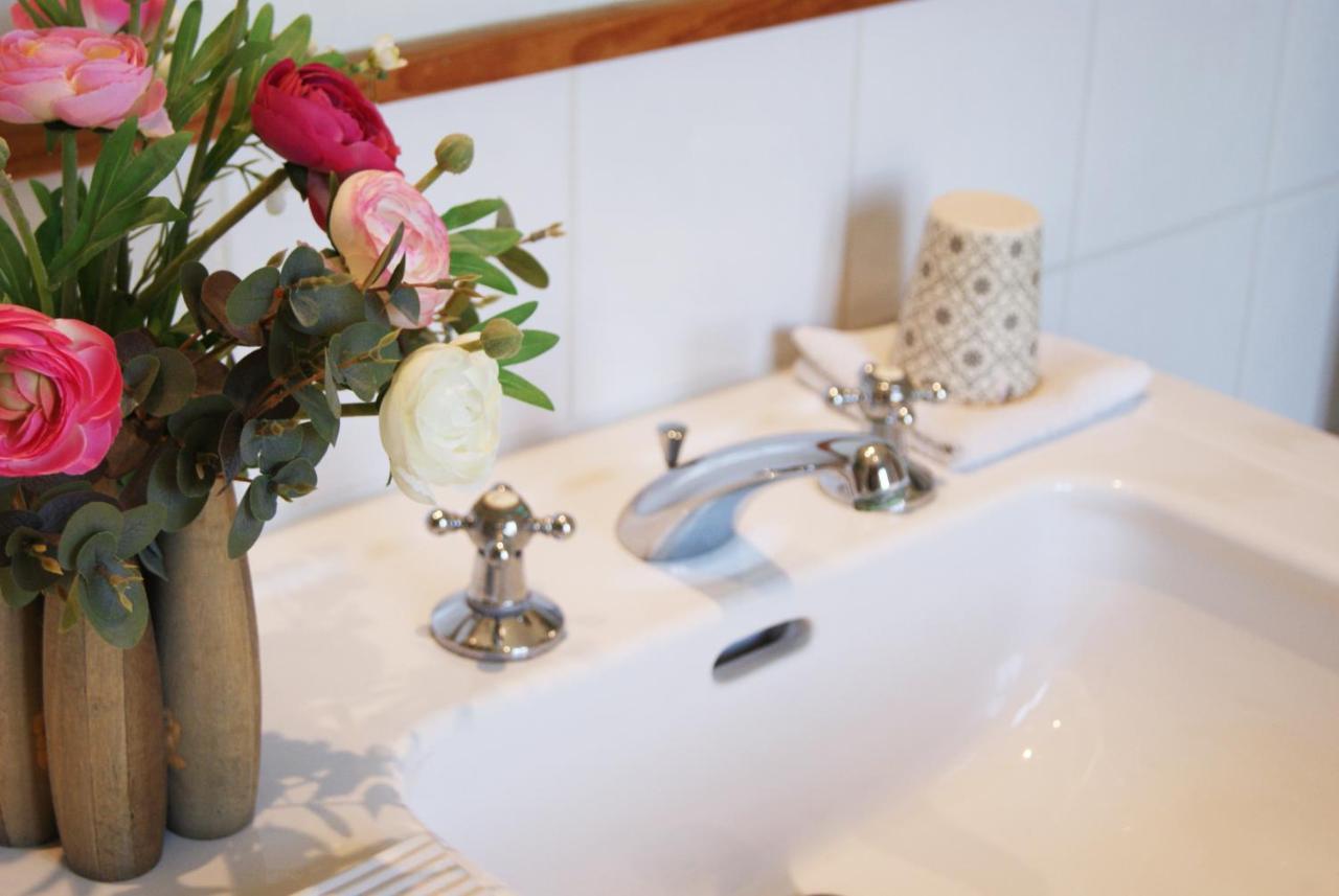 La Ferme De Gigognan Bed and Breakfast Avignon Buitenkant foto