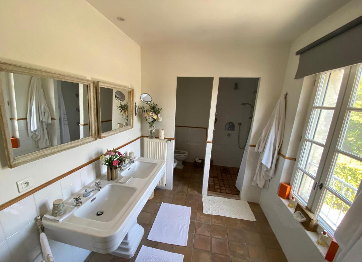 La Ferme De Gigognan Bed and Breakfast Avignon Buitenkant foto